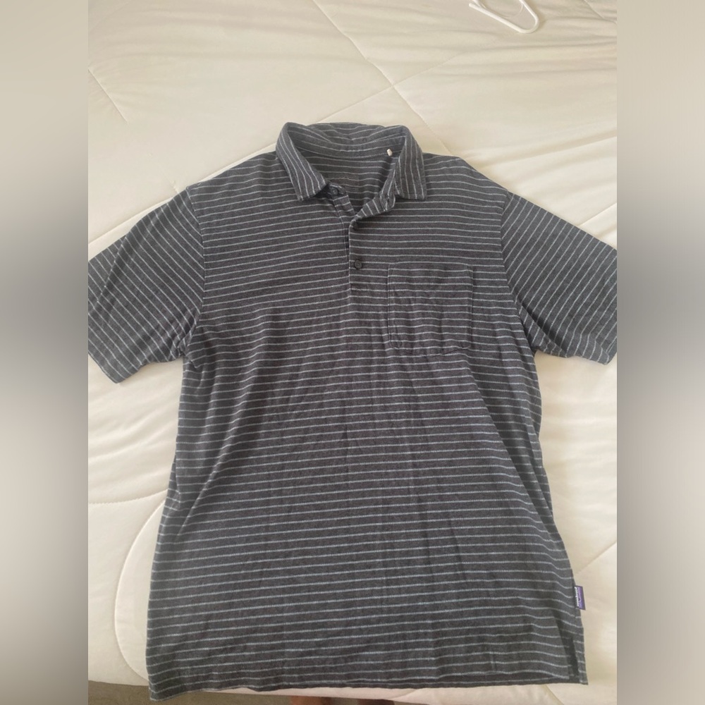 Patagonia Mens Medium Collard Polo Shirt